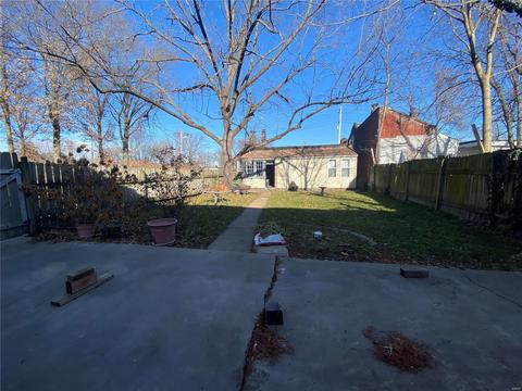 200 E Davis St, Saint Louis, MO 63111 photo 14