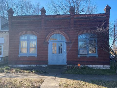 200 E Davis St, Saint Louis, MO 63111 photo 1