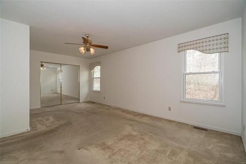 524 Spring Gln, Ballwin, MO 63021 photo 7