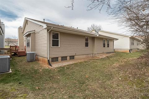 524 Spring Gln, Ballwin, MO 63021 photo 14