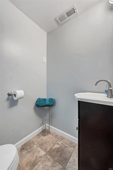 60 James Ct, Ballwin, MO 63021 photo 27