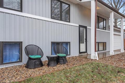60 James Ct, Ballwin, MO 63021 photo 4