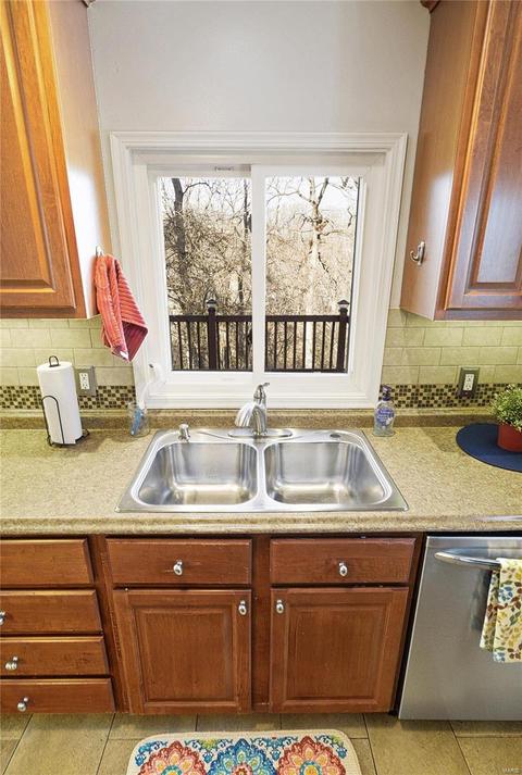 649 Castlecliff Rd, Ballwin, MO 63021 photo 15