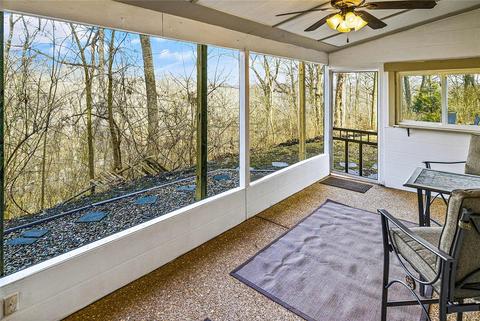 649 Castlecliff Rd, Ballwin, MO 63021 photo 44