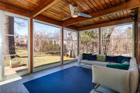 219 Graybridge Rd, Ladue, MO 63124 photo 10