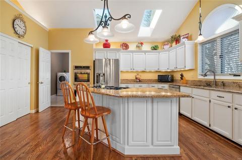 559 Arbor Mdw, Ballwin, MO 63021 photo 10