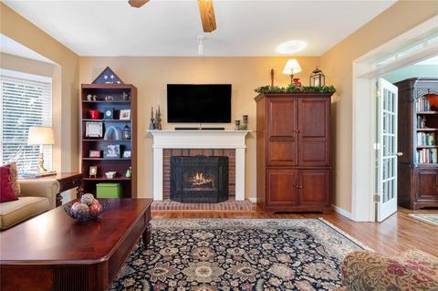 559 Arbor Mdw, Ballwin, MO 63021 photo 6
