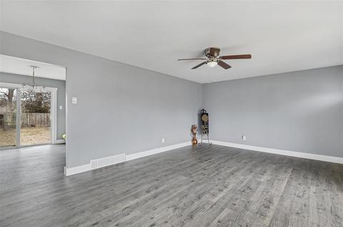 517 Cordes St, O'fallon, MO 63366 photo 5