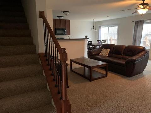 5529 Wavecrest Cir, Saint Charles, MO 63304 photo 3
