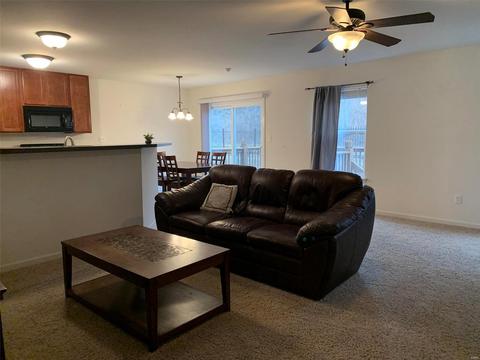 5529 Wavecrest Cir, Saint Charles, MO 63304 photo 7