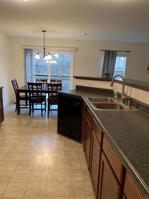 5529 Wavecrest Cir, Saint Charles, MO 63304 photo 10