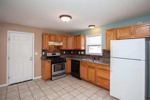 503 Eggering Dr, O'fallon, MO 63366 photo 4