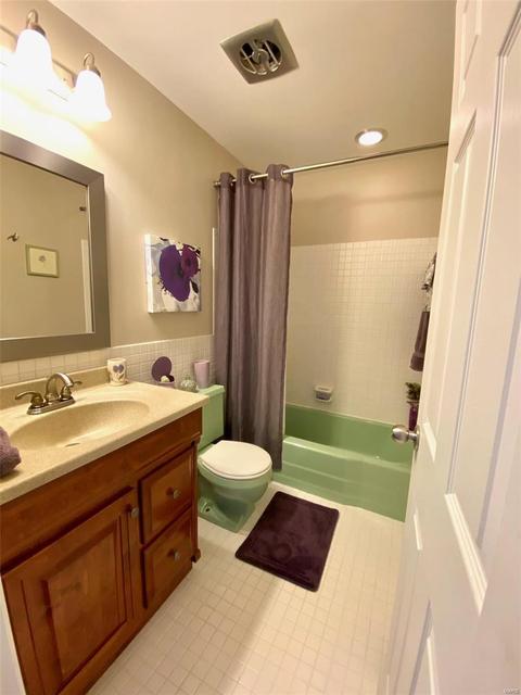407 Glan Tai Dr, Manchester, MO 63011 photo 14