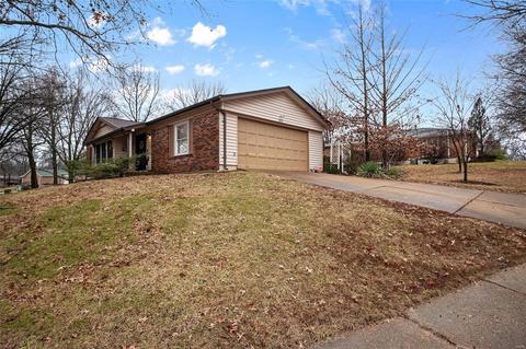 572 Monroe Mill Dr, Ballwin, MO 63011 photo 27