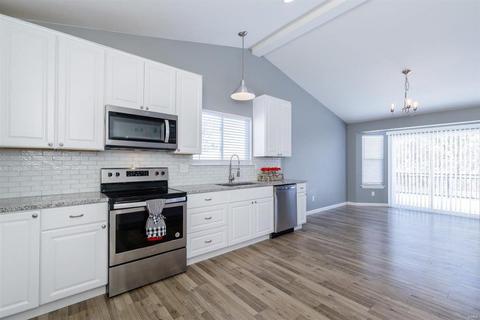 4 Summer Pointe Ct, O'fallon, MO 63366 photo 3