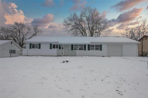 502 Saint John Dr, O'fallon, MO 63366 photo 1