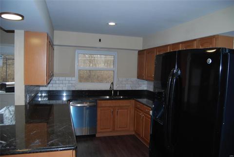 271 Treasure Cv, Ballwin, MO 63021 photo 9