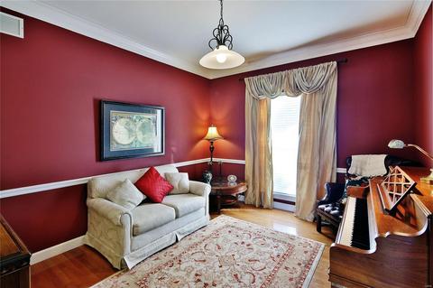 242 Cornwall Dr, Weldon Spring, MO 63304 photo 8