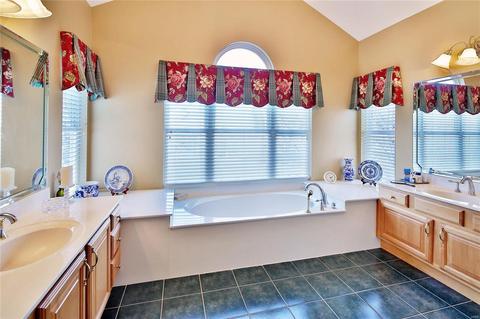 242 Cornwall Dr, Weldon Spring, MO 63304 photo 14