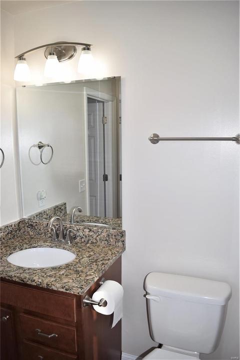210 Capri Dr, O'fallon, MO 63366 photo 17