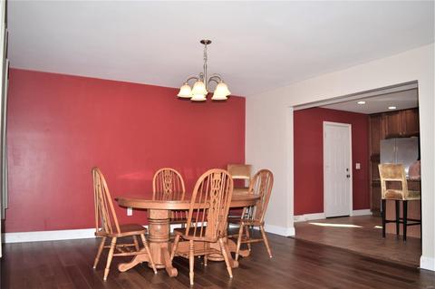 210 Capri Dr, O'fallon, MO 63366 photo 6