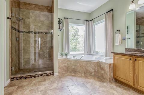 821 Meramec View Ct, Eureka, MO 63025 photo 24
