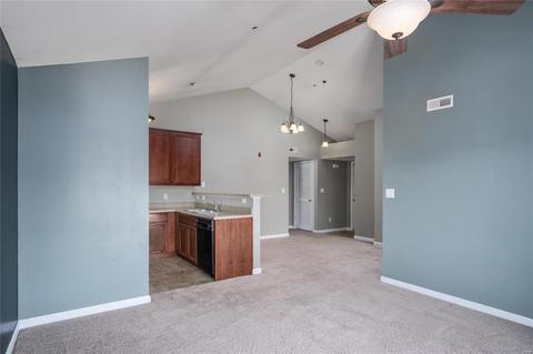6302 Spring Creek Ln, O'fallon, MO 63368 photo 4