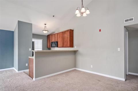 6302 Spring Creek Ln, O'fallon, MO 63368 photo 5