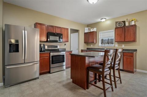 212 Spring Borough Dr, O'fallon, MO 63368 photo 3