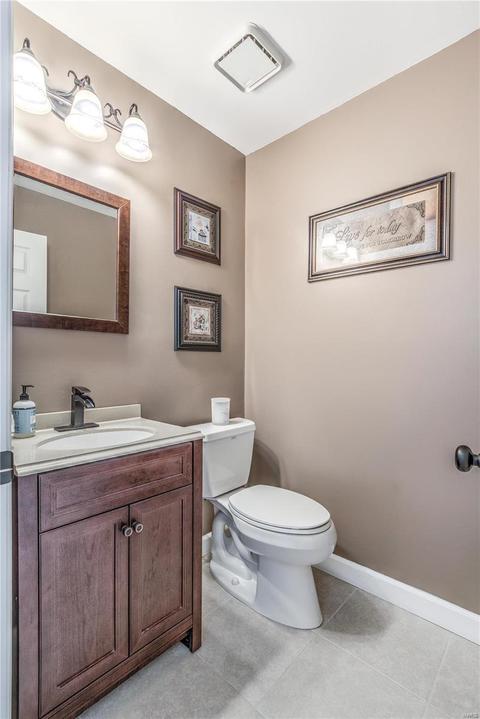 1460 Kentbrooke, Ballwin, MO 63021 photo 14