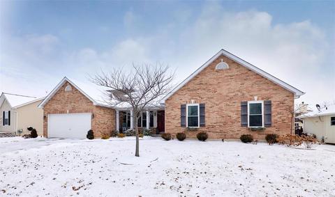 2354 Hidden Deer Dr, O'fallon, MO 63368 photo 2
