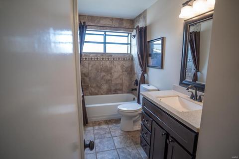 1 Orkney, Ballwin, MO 63011 photo 28