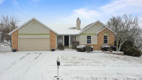 2844 Kettering, Saint Charles, MO 63303 photo 1