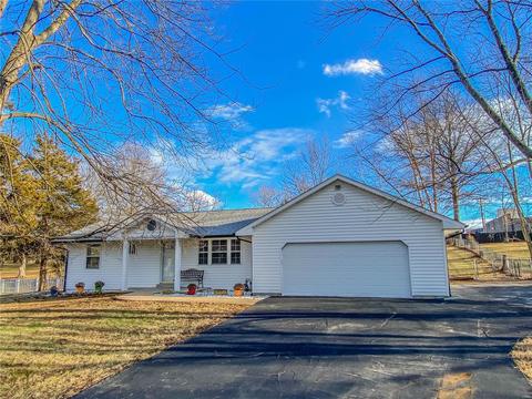 914 Center Ct, Ballwin, MO 63011 photo 1
