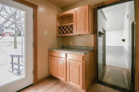 914 Center Ct, Ballwin, MO 63011 photo 12