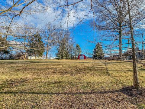 914 Center Ct, Ballwin, MO 63011 photo 28