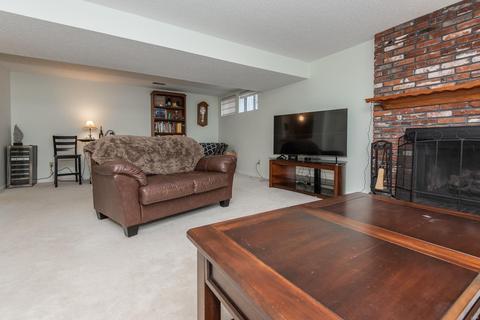 743 Eaglebrooke Dr, Ballwin, MO 63021 photo 15