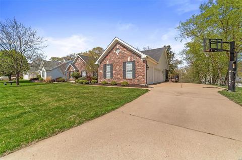 16129 Pine Terrace Dr, Ballwin, MO 63021 photo 4