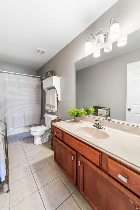 16129 Pine Terrace Dr, Ballwin, MO 63021 photo 35