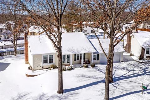 738 Galway Dr, Manchester, MO 63021 photo 3