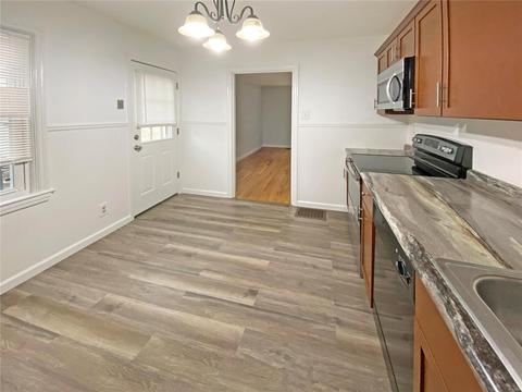 3584 Saint Christopher, Saint Ann, MO 63074 photo 8