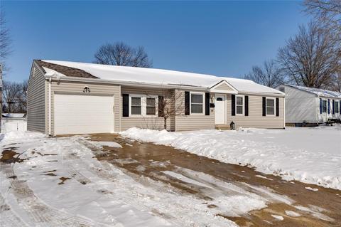 205 Bittersweet Dr, O'fallon, MO 63366 photo 3