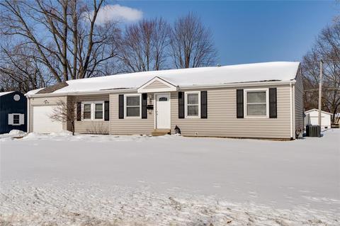 205 Bittersweet Dr, O'fallon, MO 63366 photo 2