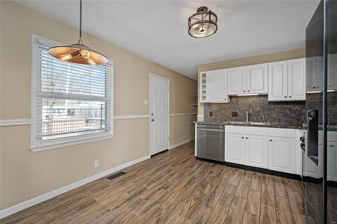 205 Bittersweet Dr, O'fallon, MO 63366 photo 9