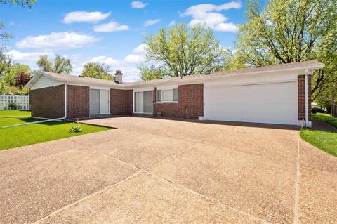 3670 Harmann Estates Dr, Bridgeton, MO 63044 photo 25