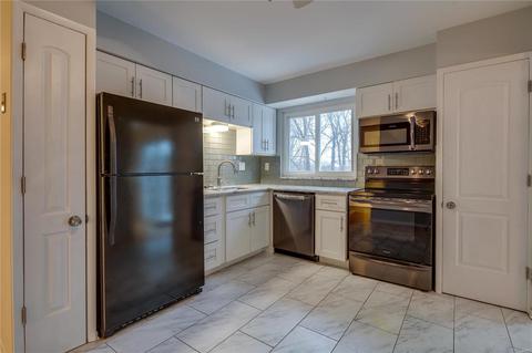 745 Sherwick Ter, Ballwin, MO 63021 photo 13