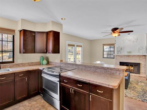236 Ashbourne Dr, Ballwin, MO 63011 photo 8