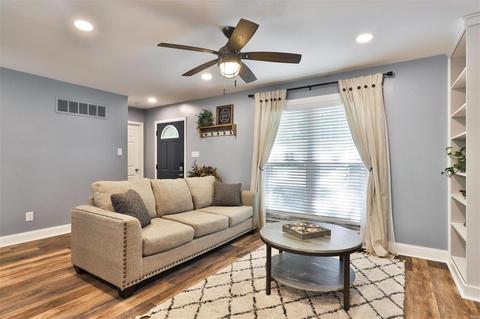 943 Napoli, Ballwin, MO 63021 photo 8