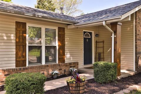 943 Napoli, Ballwin, MO 63021 photo 4