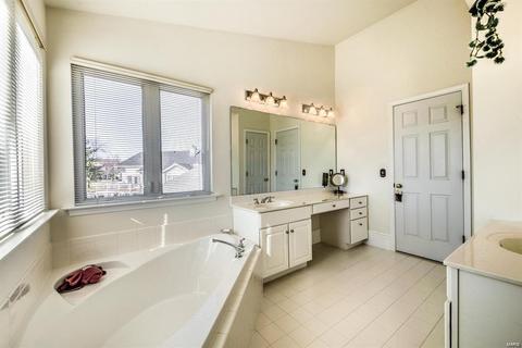 5861 Canterfield Ct, Weldon Spring, MO 63304 photo 32